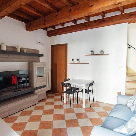 Appartement Casa Benzoni à Mantoue Extérieur photo