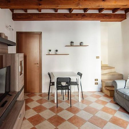 Appartement Casa Benzoni à Mantoue Extérieur photo
